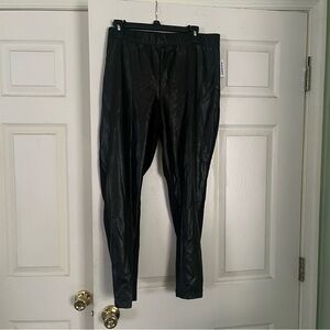 Women’s Old Navy Black Leather Leggings Size XL NWT